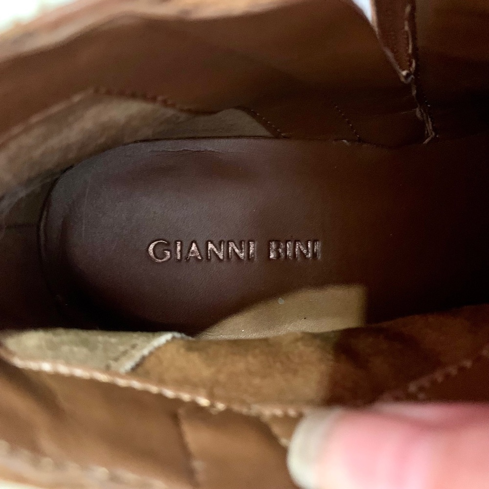 GIANNI BINI Brown Leather Zip Booties - Picture 9 of 9